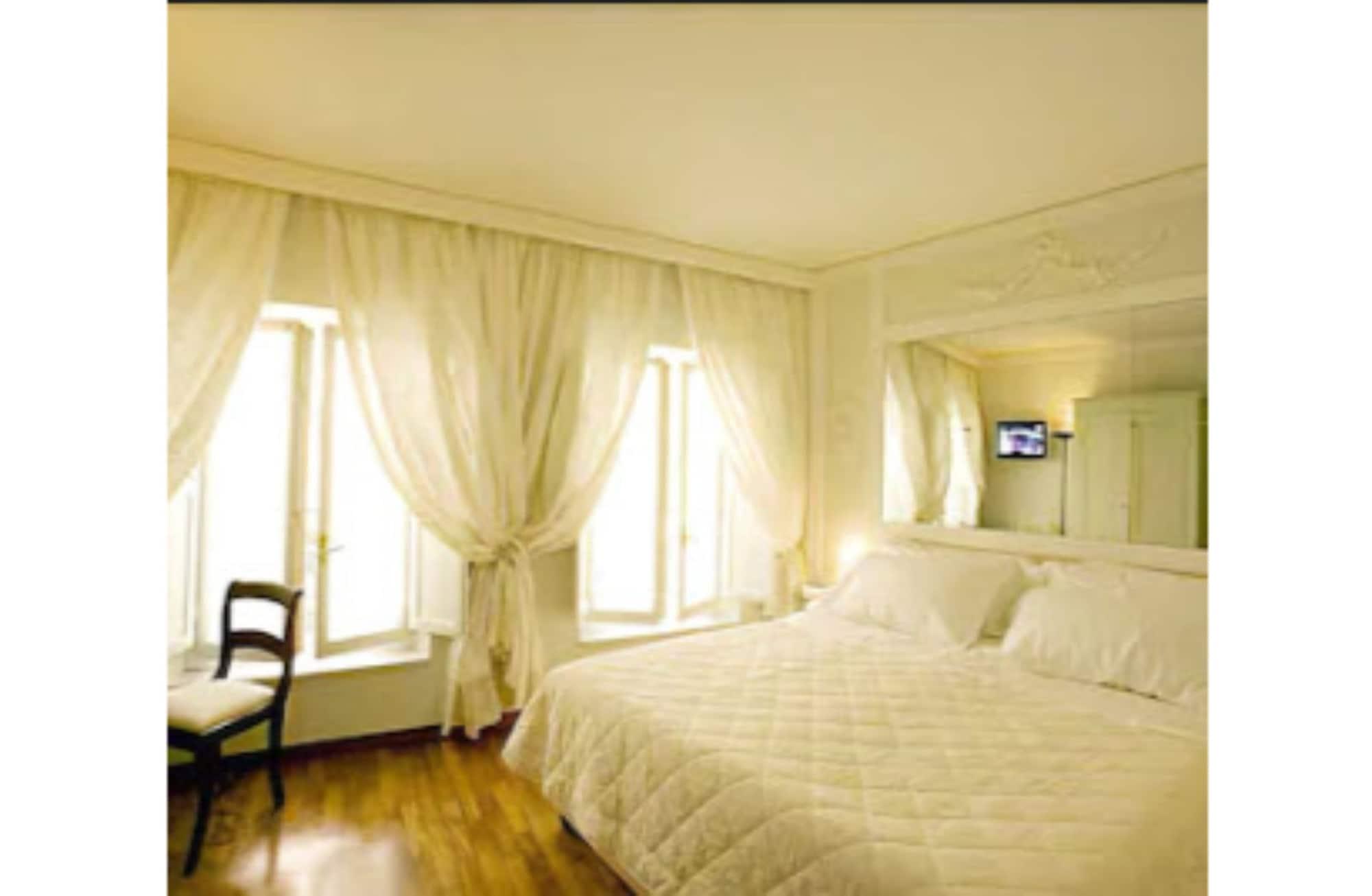 לינה וארוחת בוקר סיינה Residenza D'Epoca Campo Regio Relais מראה חיצוני תמונה