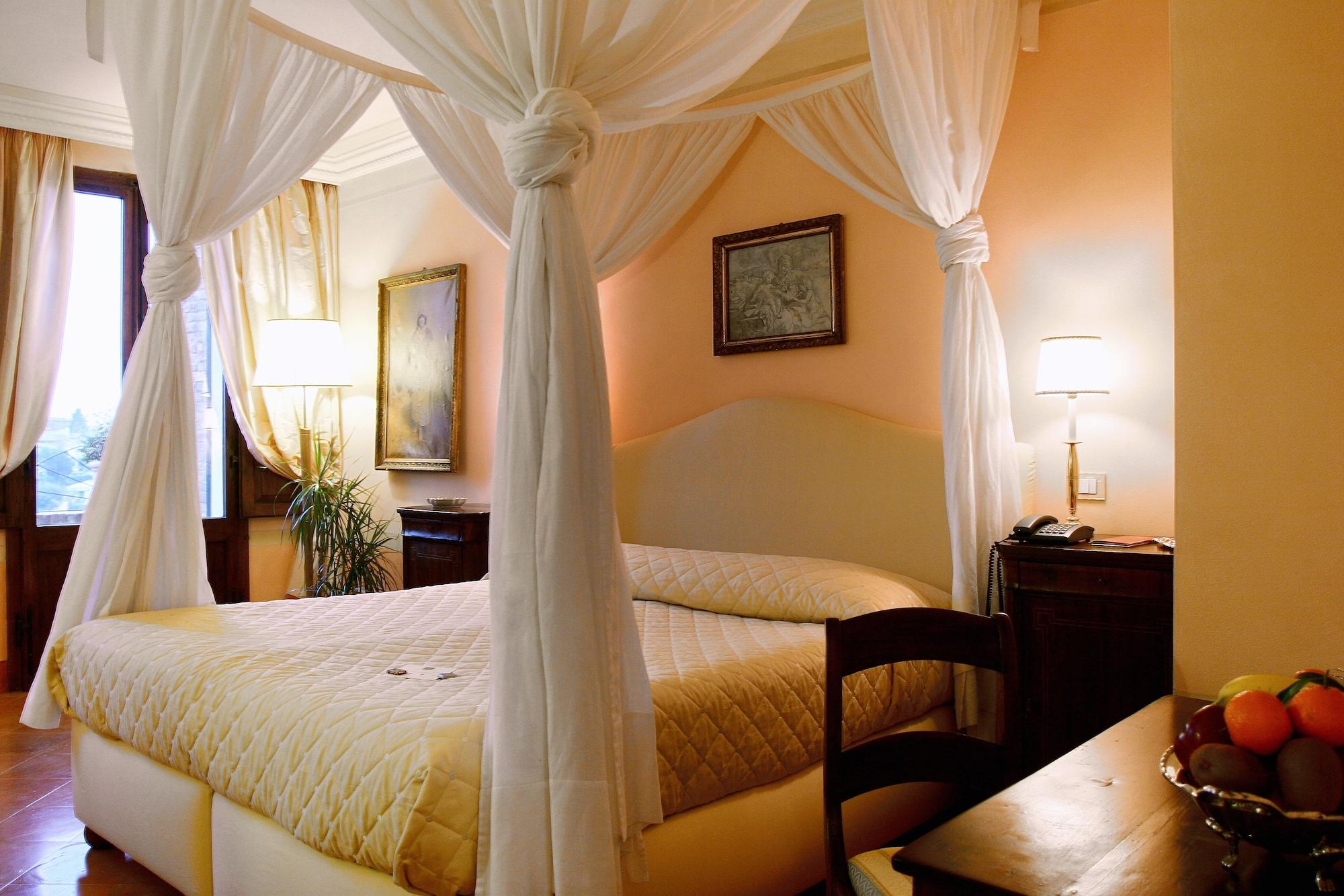 לינה וארוחת בוקר סיינה Residenza D'Epoca Campo Regio Relais מראה חיצוני תמונה
