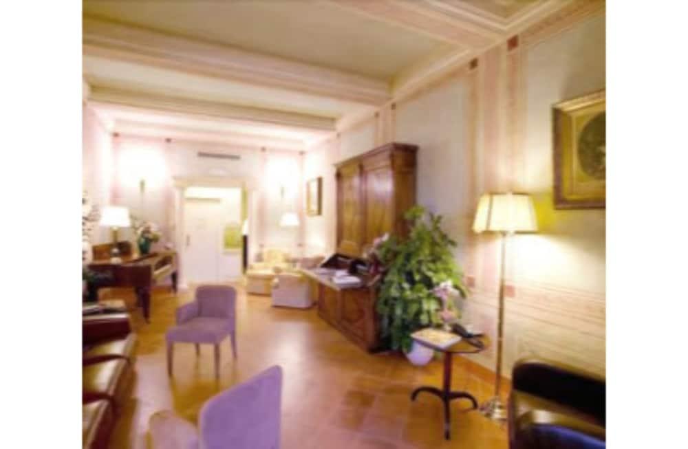 לינה וארוחת בוקר סיינה Residenza D'Epoca Campo Regio Relais מראה חיצוני תמונה