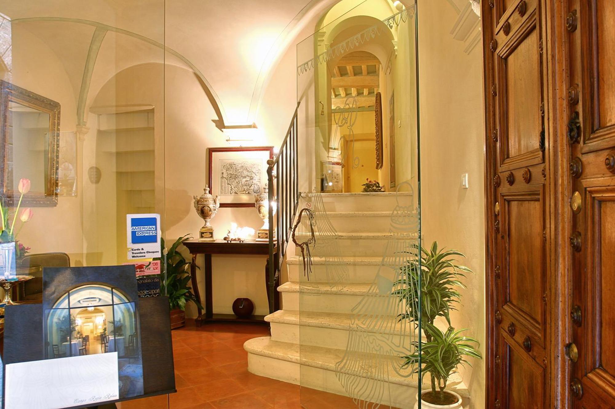 לינה וארוחת בוקר סיינה Residenza D'Epoca Campo Regio Relais מראה חיצוני תמונה