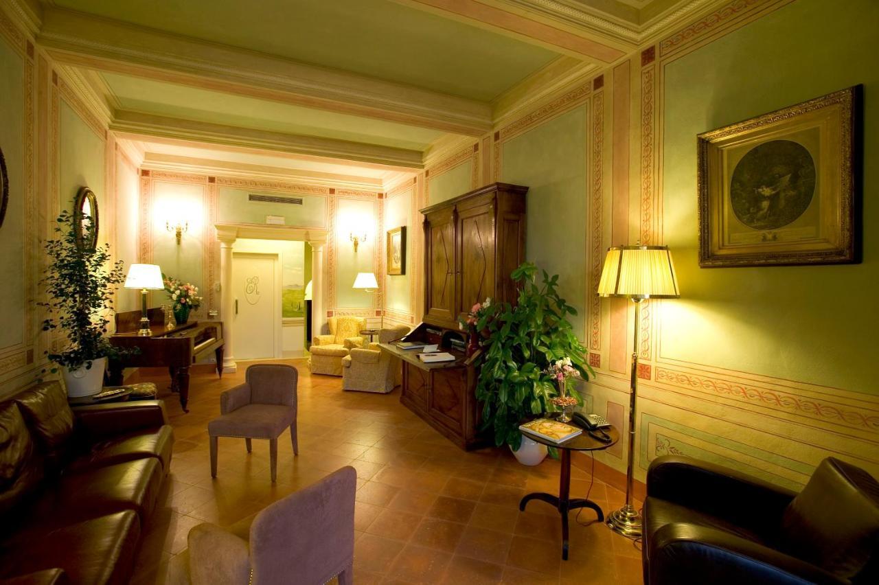 לינה וארוחת בוקר סיינה Residenza D'Epoca Campo Regio Relais מראה פנימי תמונה